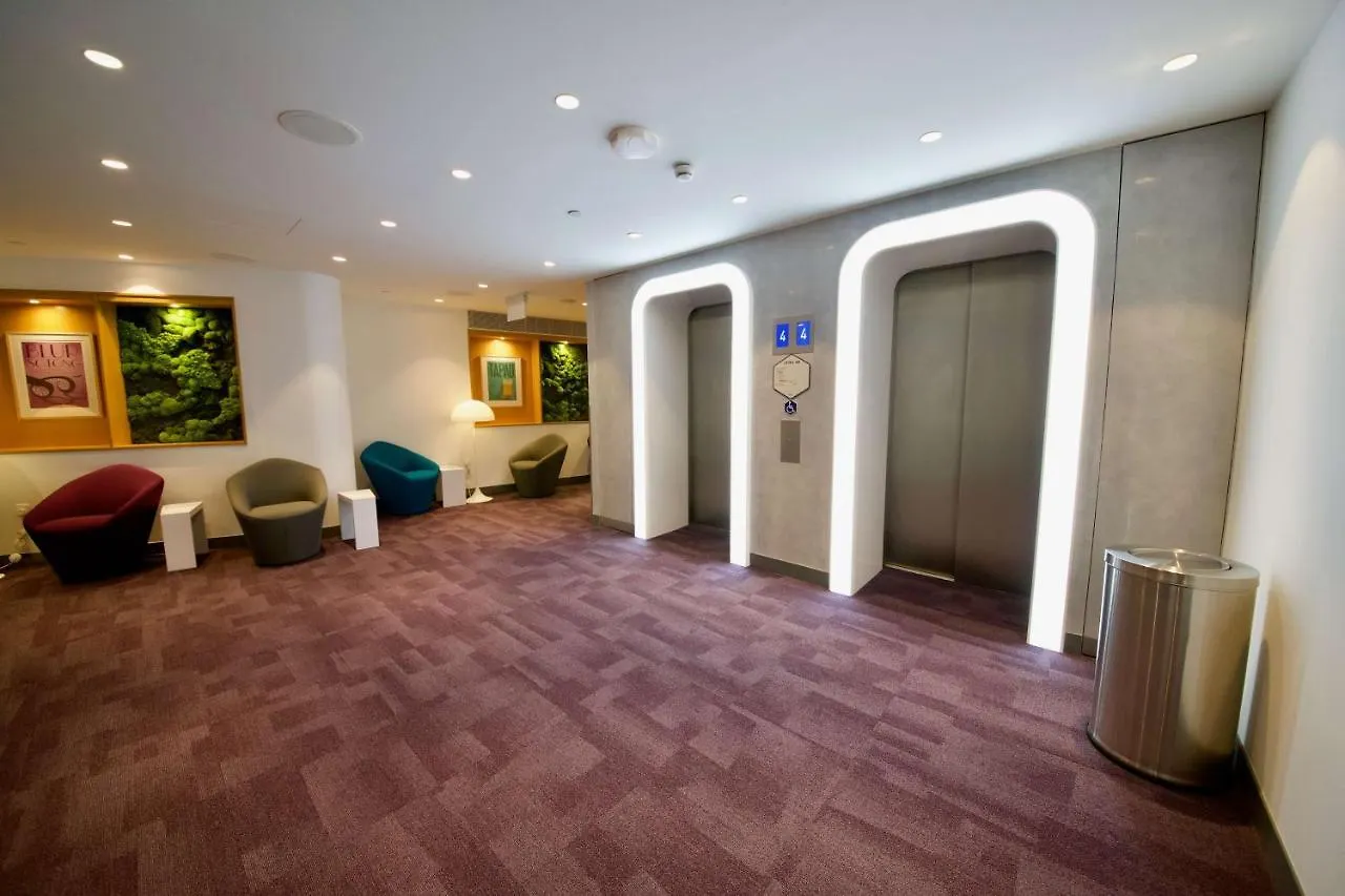 Yotelair Singapore Changi Airport Landside