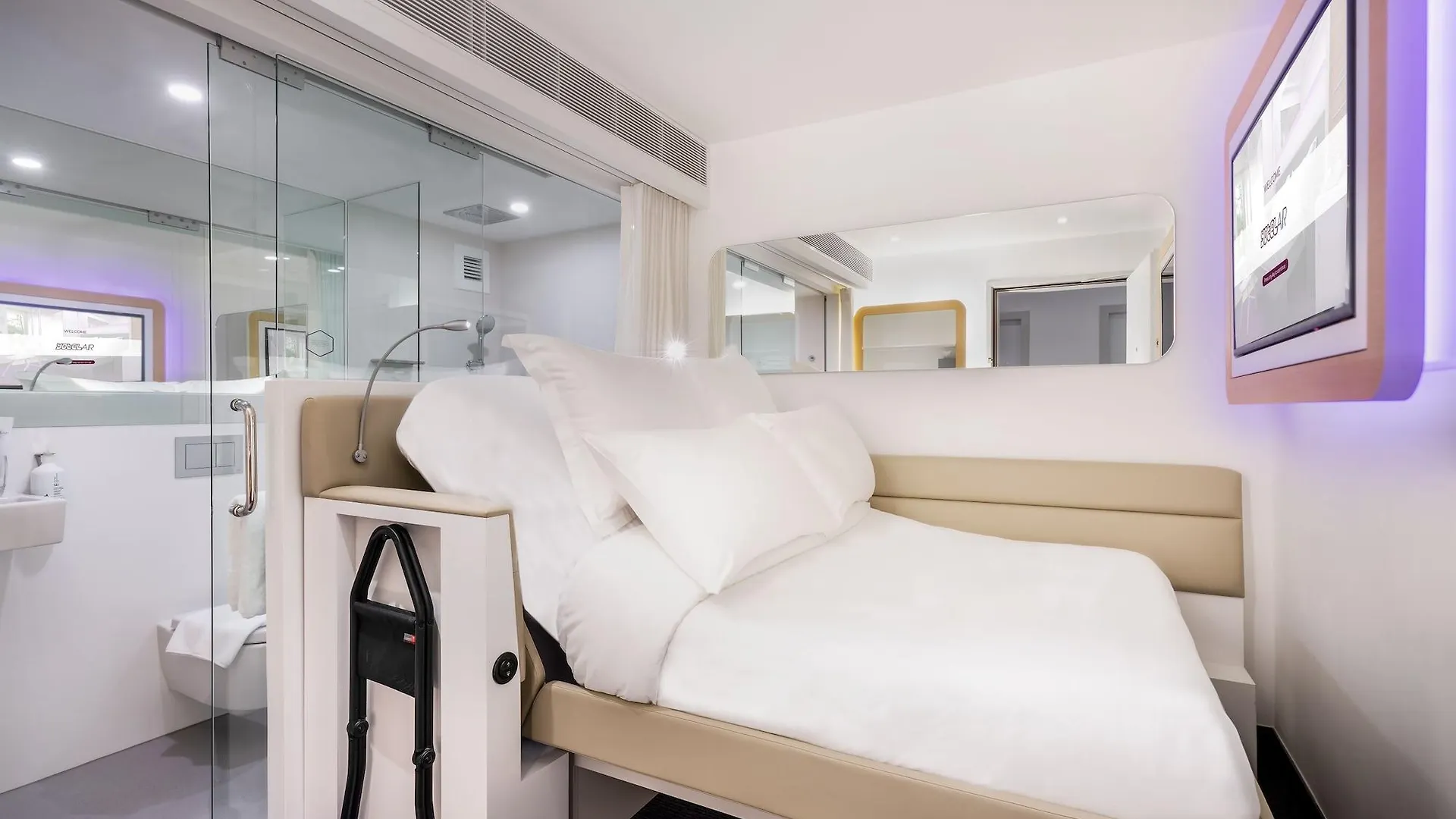 **** Hotel Yotelair Singapore Changi Airport Landside Singapore